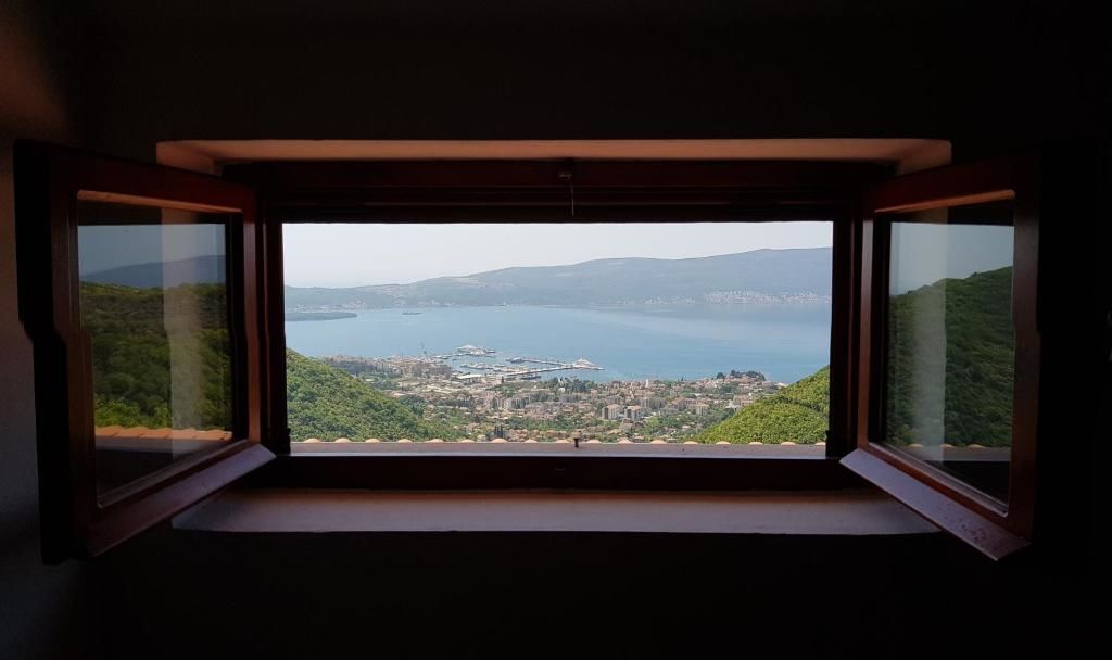 Виллы Villa Look Тиват-61